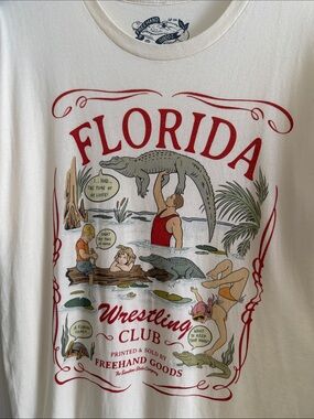 Freehand Goods Florida Alligator Wrestling Graphic Tee - Cream - size Large